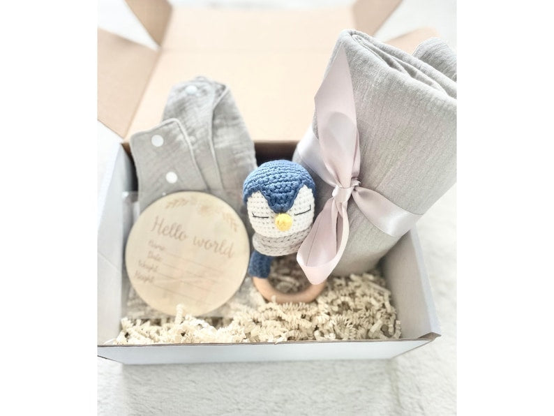 Personalized 5-Piece Baby Gift Set