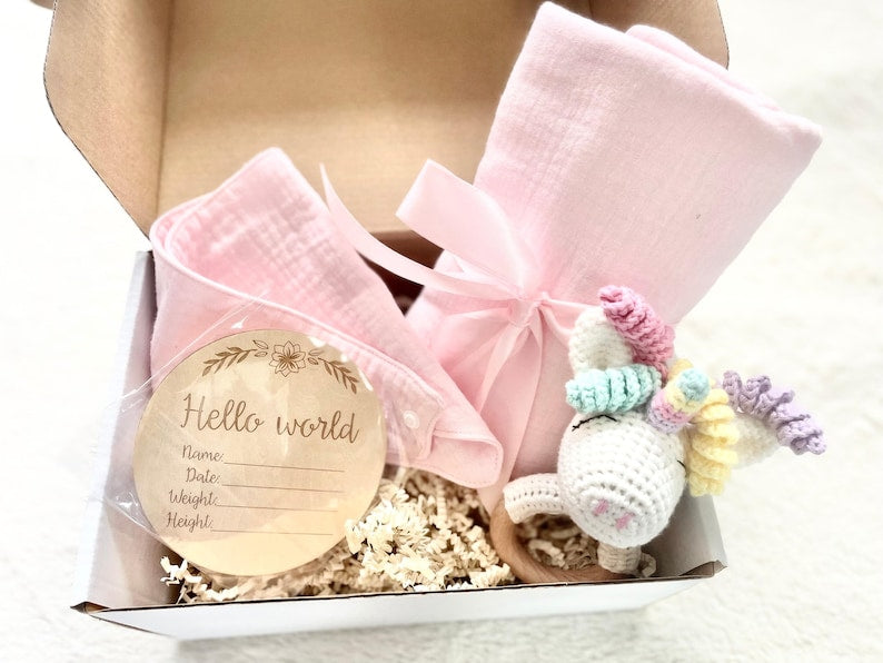 Personalized 5-Piece Baby Gift Set