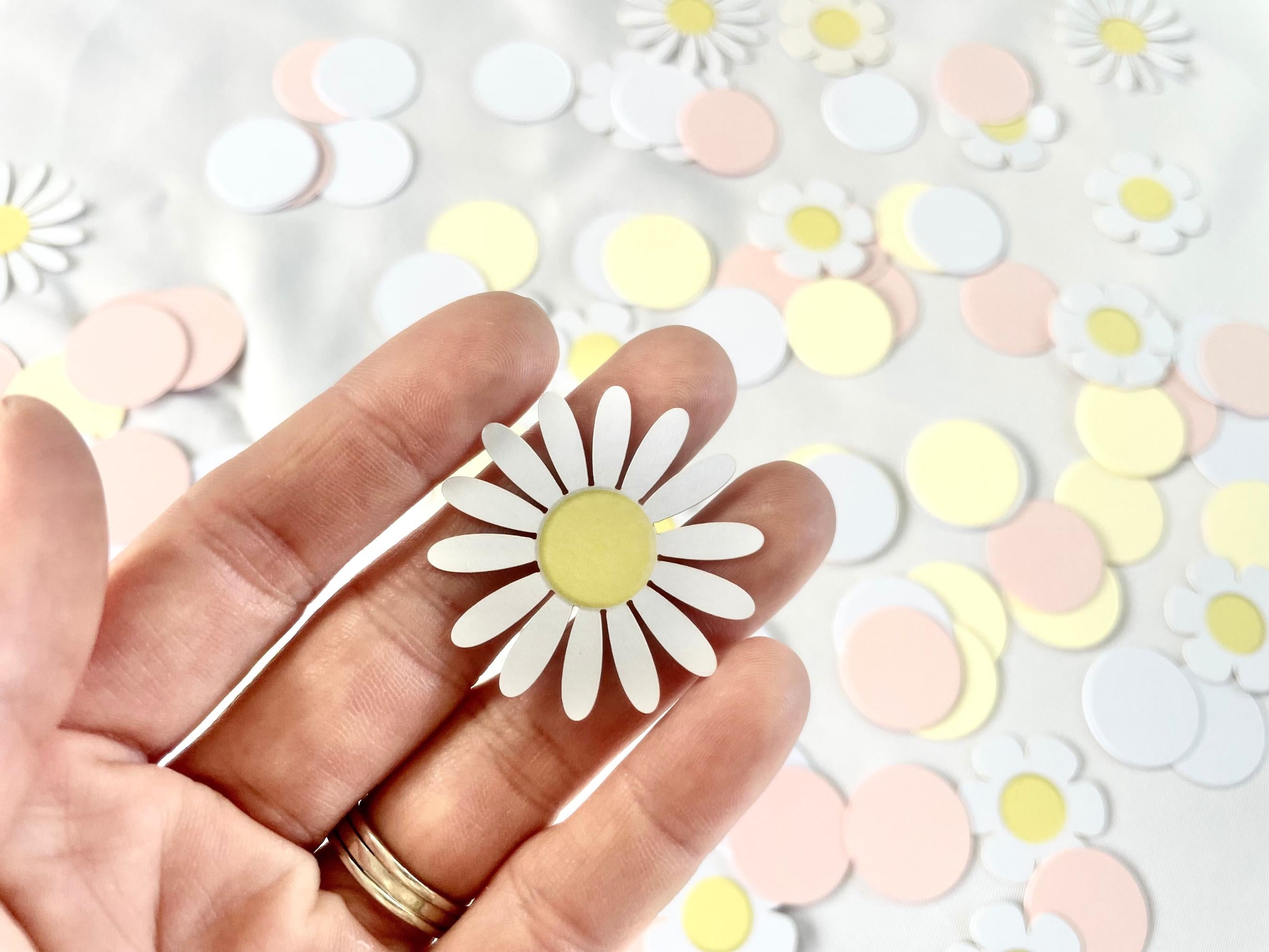 100 Piece Set Flower Confetti Daisy Card Stock Wedding Floral Table Scatter Baby Shower Decor Birthday Party Decoration Supply Baby Girl